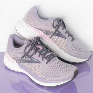 Women's Athletic Clothing & Activewear in Canada