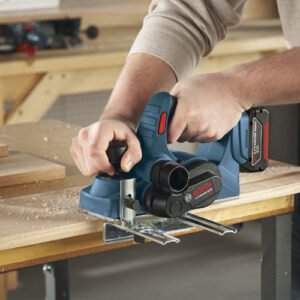 Best Cordless Planers for Woodworking in Canada