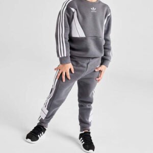 Boys Activewear & Active Clothing in Canada
